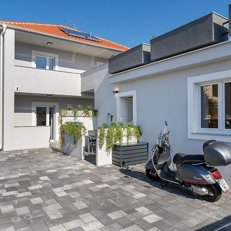 Villa Sogi Biograd Na Moru Exterior photo